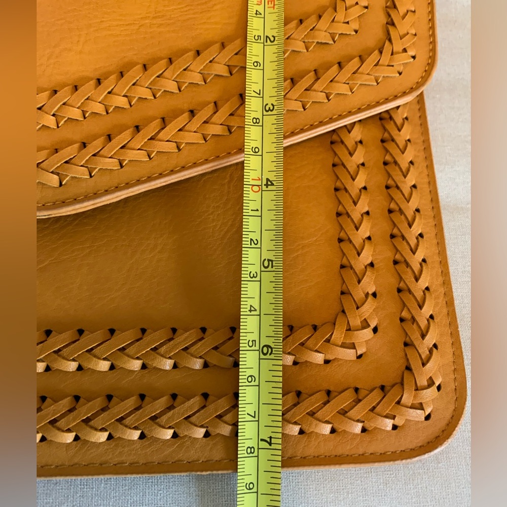Artisan Leather Clutch Crossbody Purse with strap - Picture 6 of 12